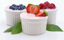 Йогурт - полезный и вкусный кисломолочный продукт