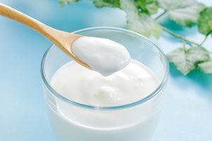 Живой йогурт – натуральный и полезный продукт