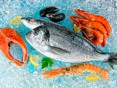Рыба и морепродукты содержат много йода